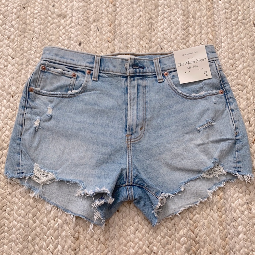 New Abercrombie & Fitch Jean Shorts Size 29